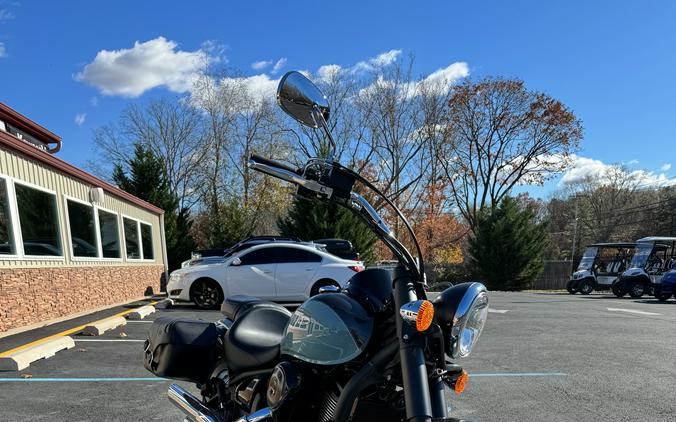 2025 Kawasaki Vulcan® 900 Classic