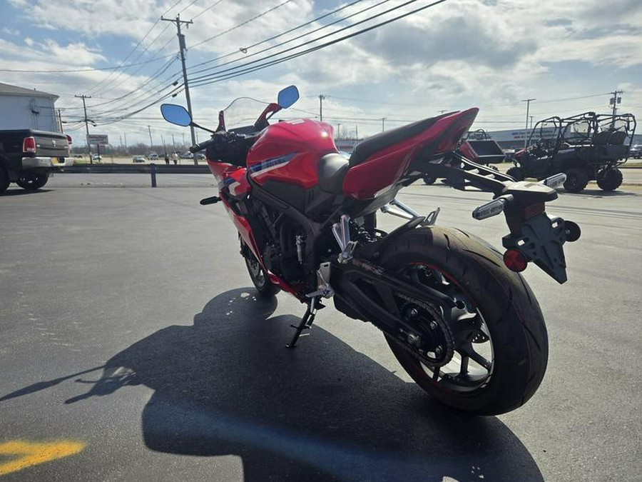 2026 Honda® CBR650R E-Clutch