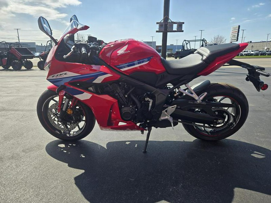2026 Honda® CBR650R E-Clutch