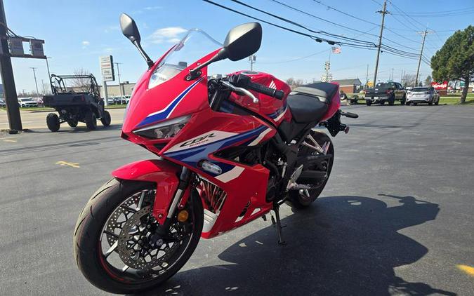 2026 Honda® CBR650R E-Clutch