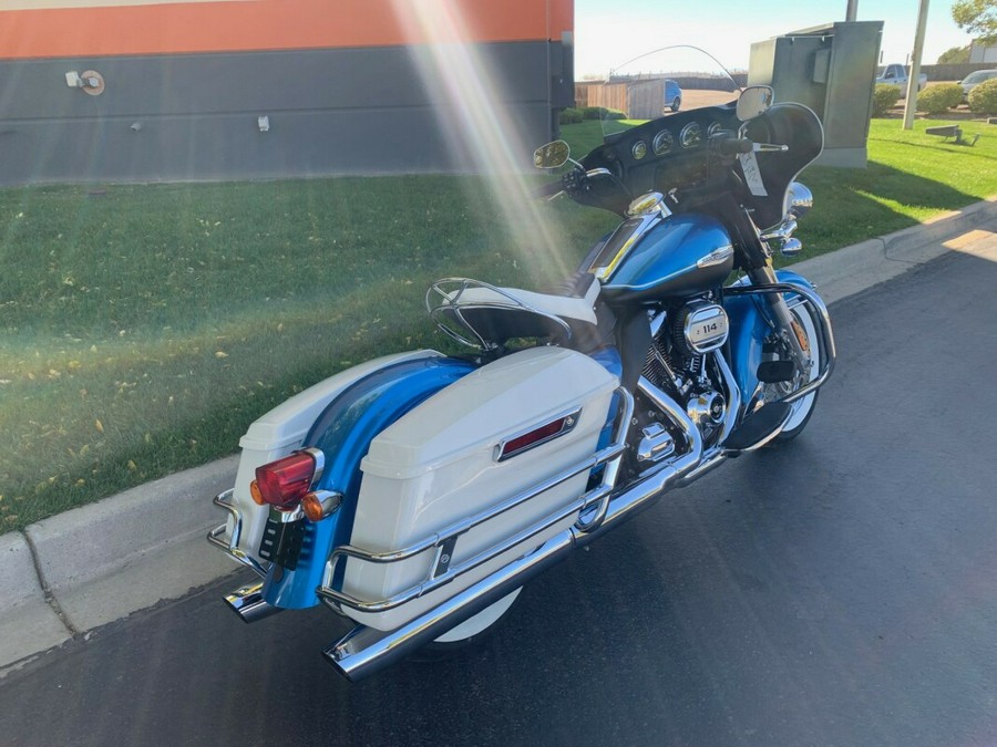 2021 Harley-Davidson Electra Glide Revival™ Hi-Fi Blue/Birch White