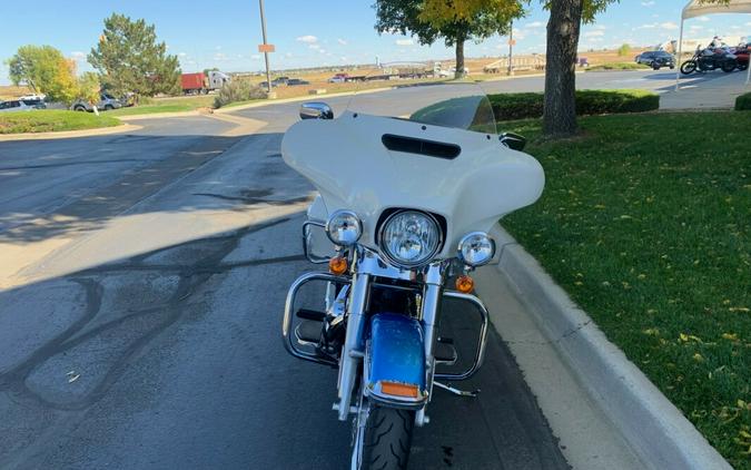 2021 Harley-Davidson Electra Glide Revival™ Hi-Fi Blue/Birch White