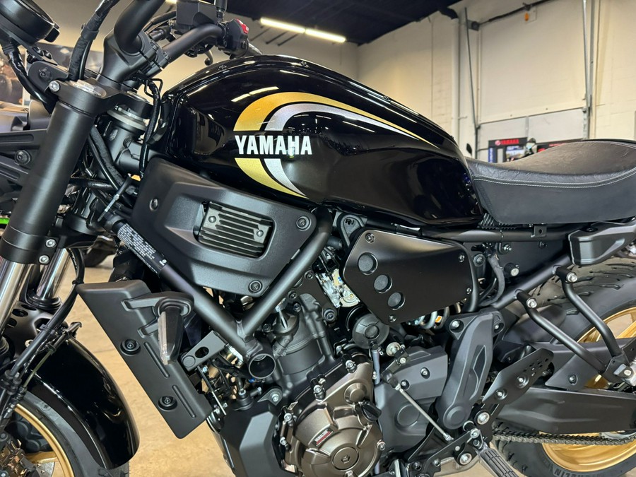 2023 Yamaha XSR700