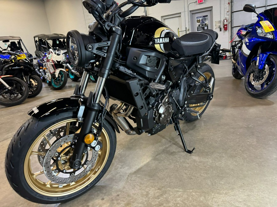 2023 Yamaha XSR700