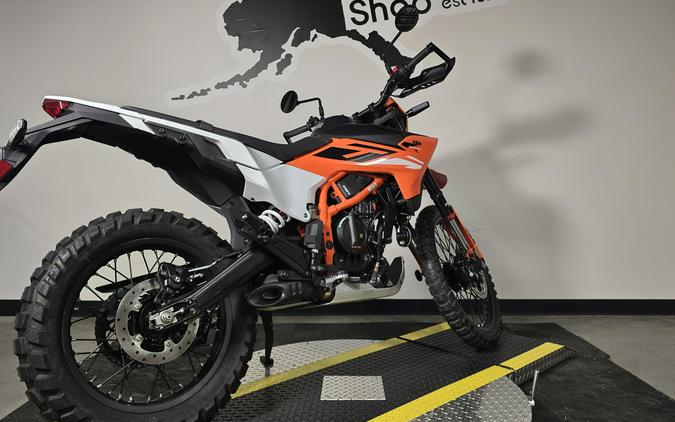2025 KTM 390 ENDURO R