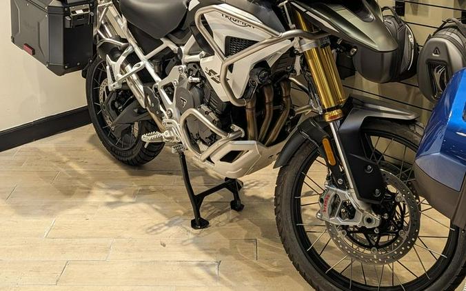 2023 Triumph Tiger 1200 Rally Pro Matte Khaki Green