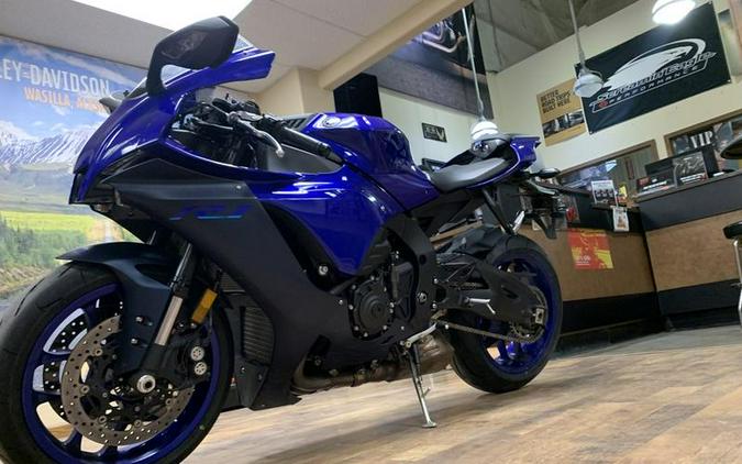 2022 Yamaha YZF-R1