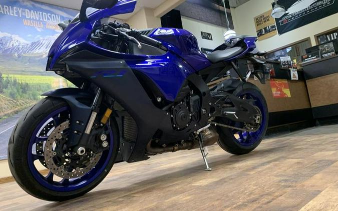 2022 Yamaha YZF-R1