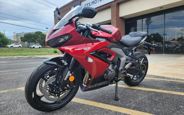 2025 Triumph Daytona 660 Carnival Red/Sapphire Black