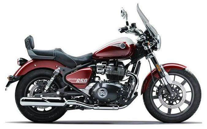 2024 Royal Enfield Super Meteor 650 Review [17 Fast Facts]