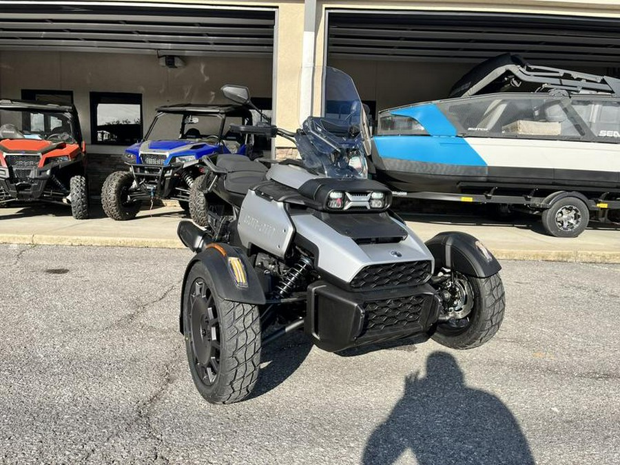 2025 Can-Am® Canyon