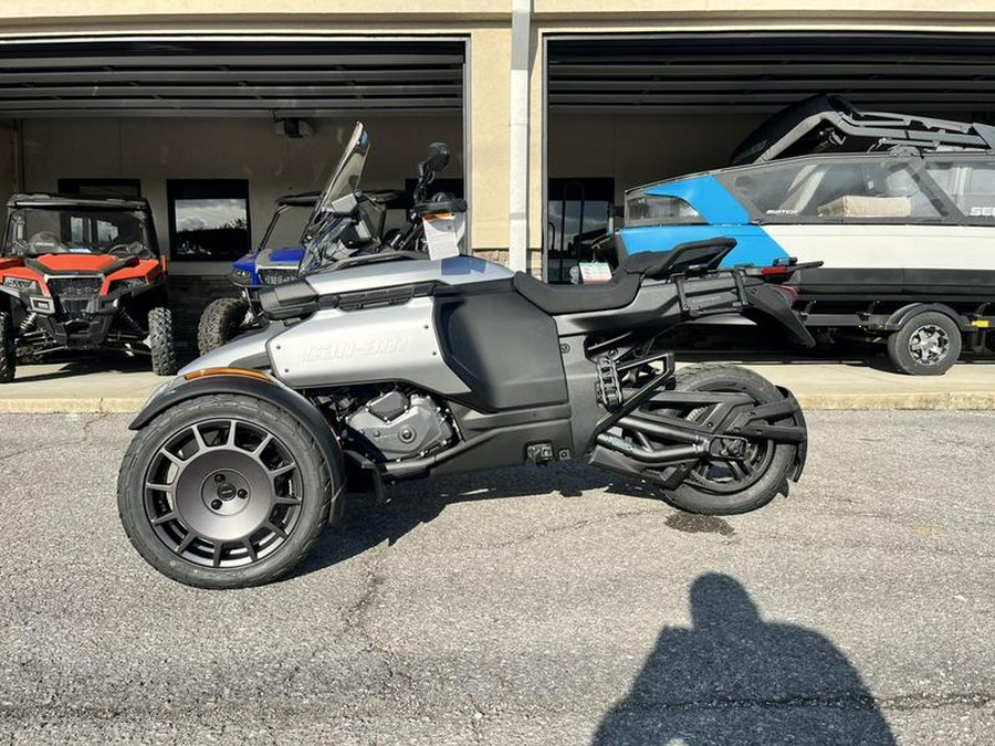 2025 Can-Am® Canyon