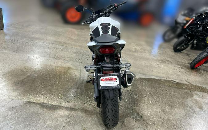 2025 Honda CB750 HORNET