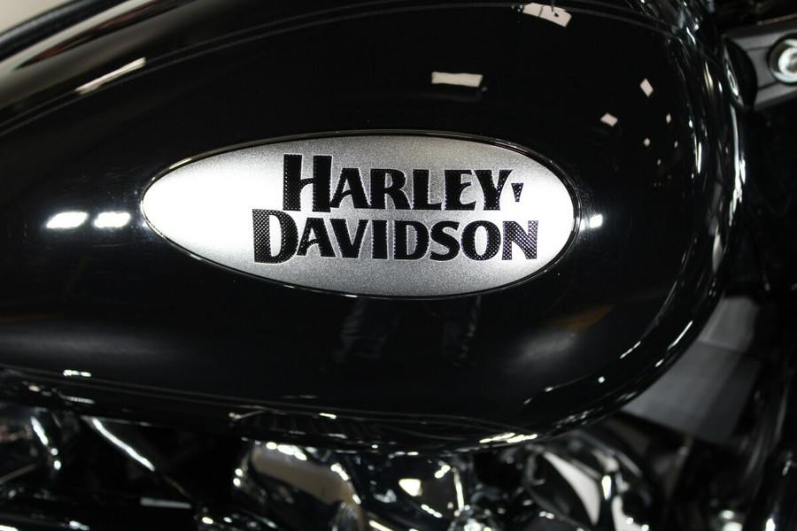 2023 Harley-Davidson® FLHCS Heritage Classic