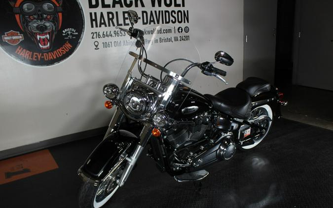 2023 Harley-Davidson® FLHCS Heritage Classic