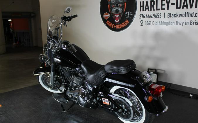2023 Harley-Davidson® FLHCS Heritage Classic