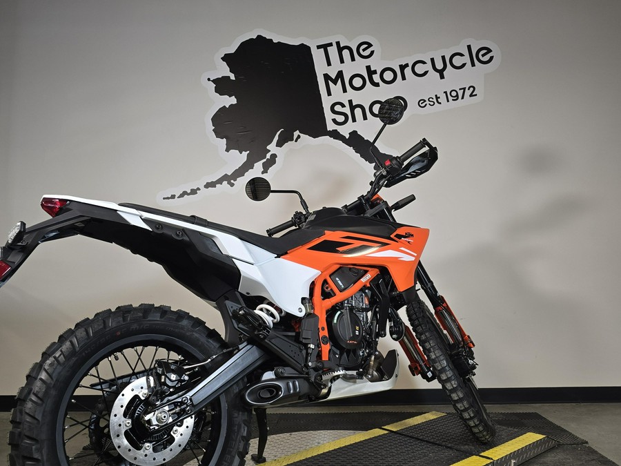 2026 KTM 390 ENDURO R