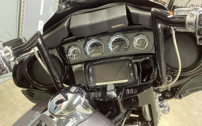 2014 Harley-Davidson® FLHTK - Electra Glide® Ultra Limited