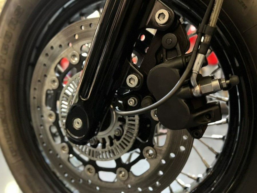 2021 Indian Scout Bobber Twenty ABS Thunder Black Smoke