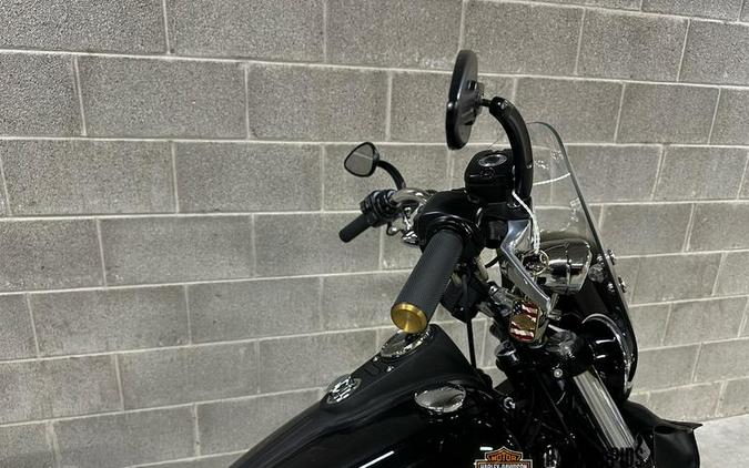 2017 Harley-Davidson® FXDB - Street Bob®