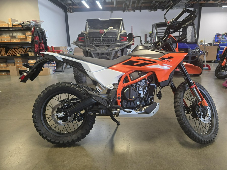 2025 KTM 390 ENDURO R