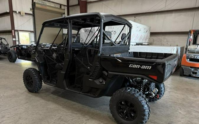 2026 Can-Am® Defender MAX XT HD11 With 10.25 in.display