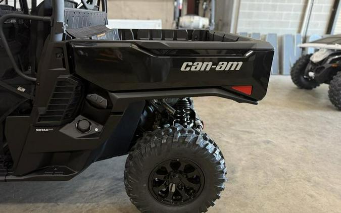 2026 Can-Am® Defender MAX XT HD11 With 10.25 in.display