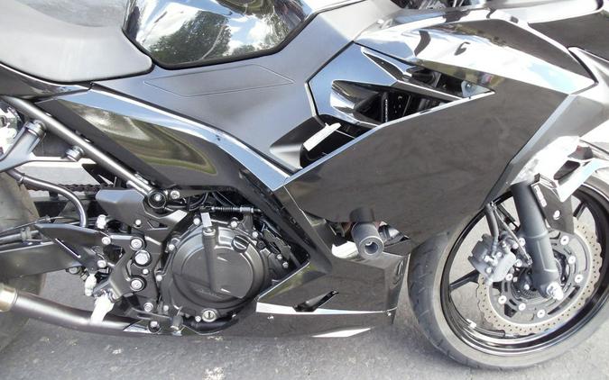 2018 Kawasaki Ninja® 400 ABS