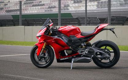 2026 Ducati Panigale V4 S Corse