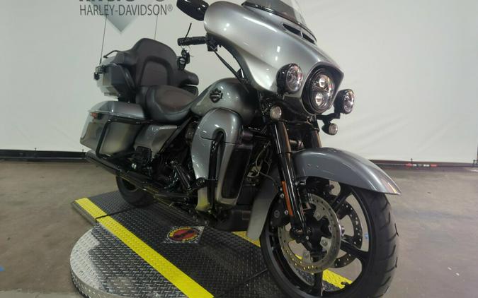 2019 Harley-Davidson® CVO™ Limited Magnetic Gray Fade