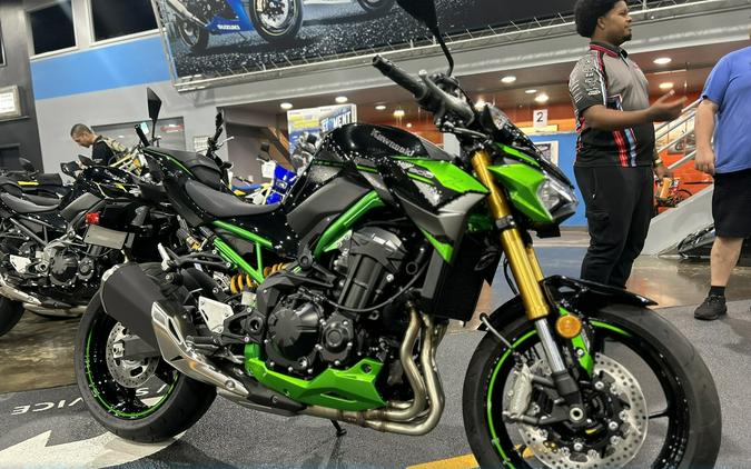 2024 Kawasaki Z900 SE ABS