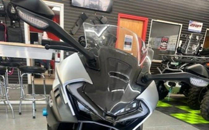 2025 CFMOTO 675SS