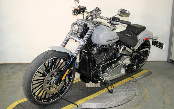 New 2025 Harley-Davidson Breakout Cruiser FXBR Motorcycle For Sale In Miami, Florida