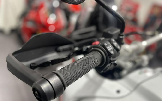 2025 Ducati DesertX - 012079