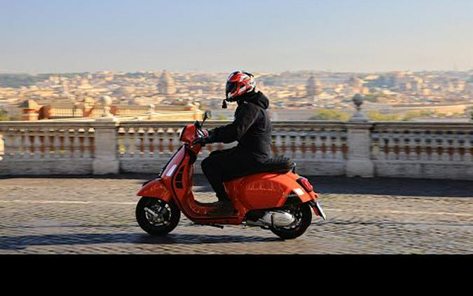 2023 Vespa GTS 300 Scooter Review Live From Rome, Italy