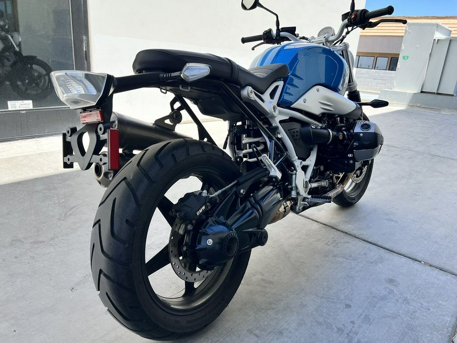 2022 BMW R nineT Scrambler 719 Cosmic Blue Metallic / Light White