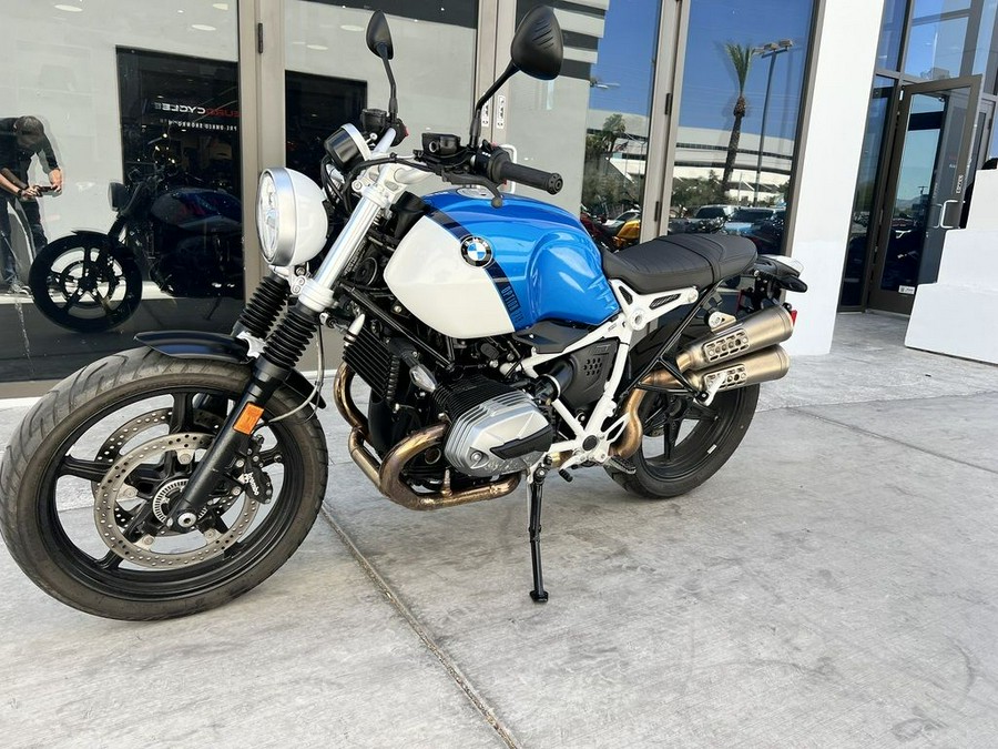 2022 BMW R nineT Scrambler 719 Cosmic Blue Metallic / Light White