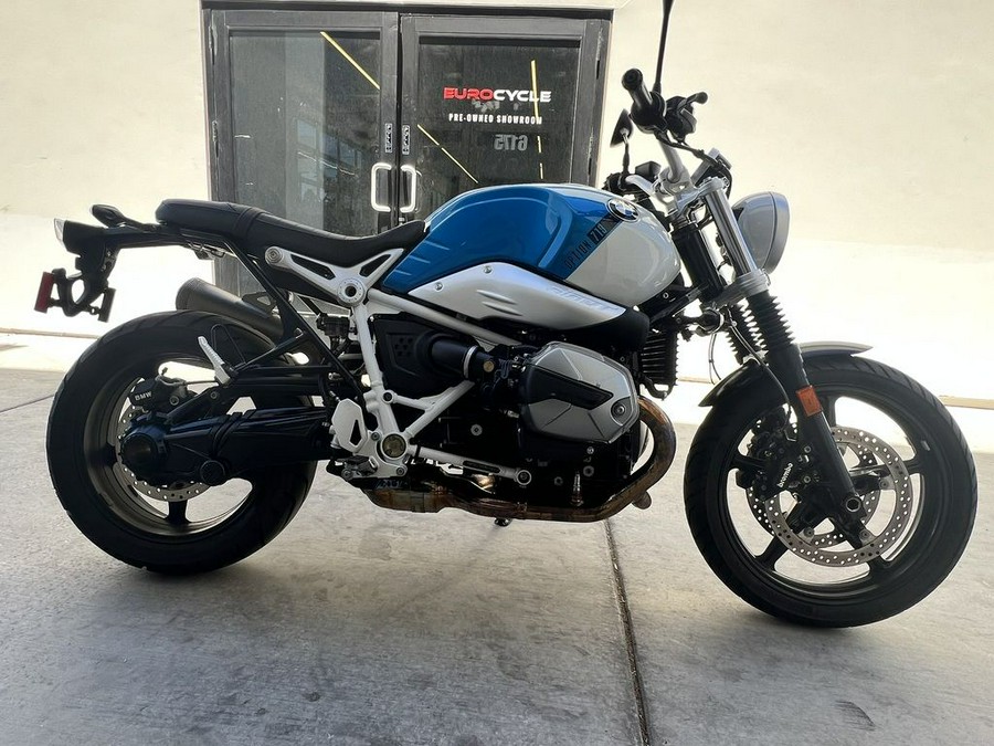 2022 BMW R nineT Scrambler 719 Cosmic Blue Metallic / Light White