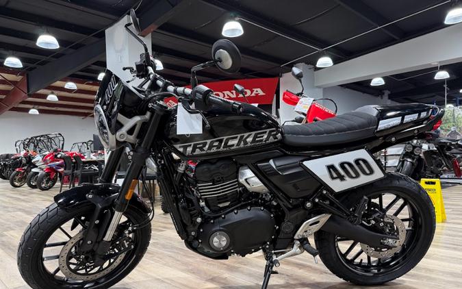 2027 Street Tracker 400 - Triumph