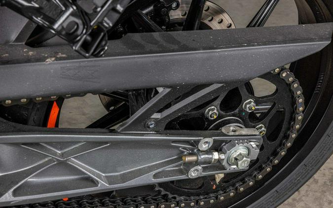 2023 KTM Duke 390