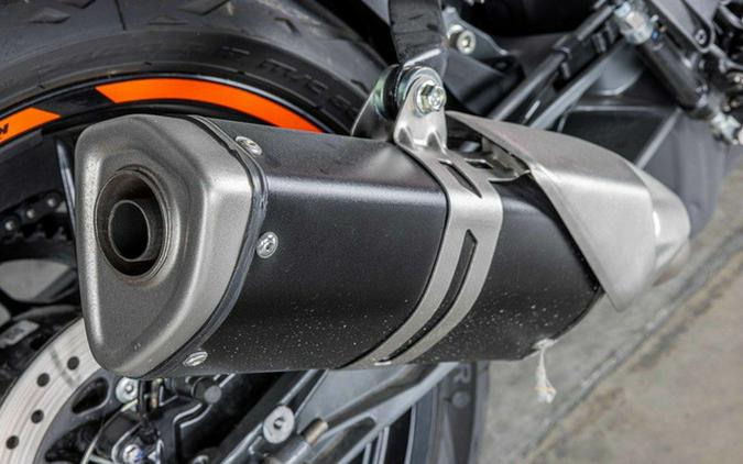 2023 KTM Duke 390
