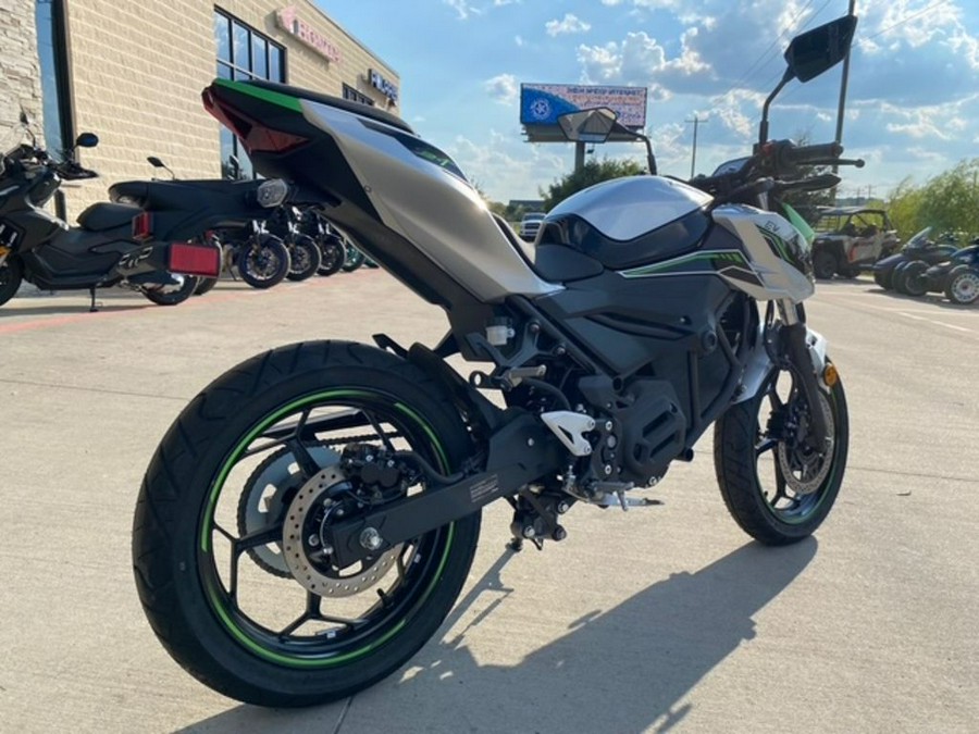 2024 Kawasaki Z e-1 ABS