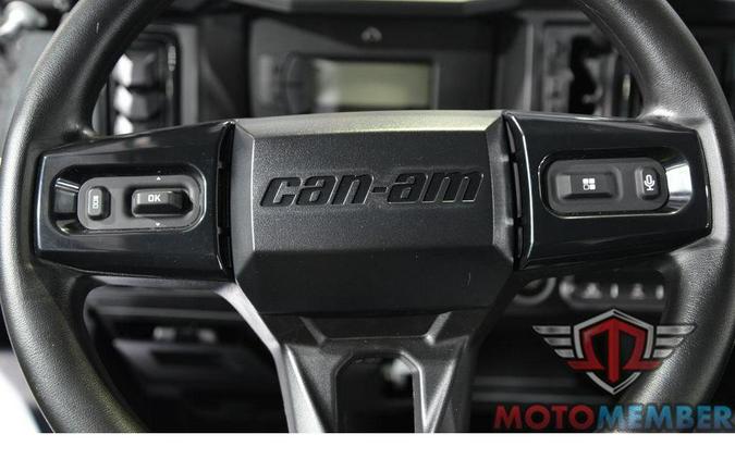 2026 Can-Am Defender MAX XT CAB HD11 With 10.25 in. Infotainment