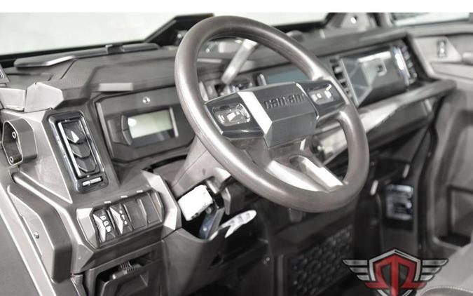 2026 Can-Am Defender MAX XT CAB HD11 With 10.25 in. Infotainment