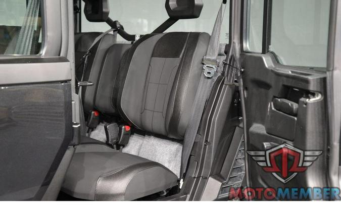 2026 Can-Am Defender MAX XT CAB HD11 With 10.25 in. Infotainment