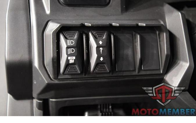 2026 Can-Am Defender MAX XT CAB HD11 With 10.25 in. Infotainment