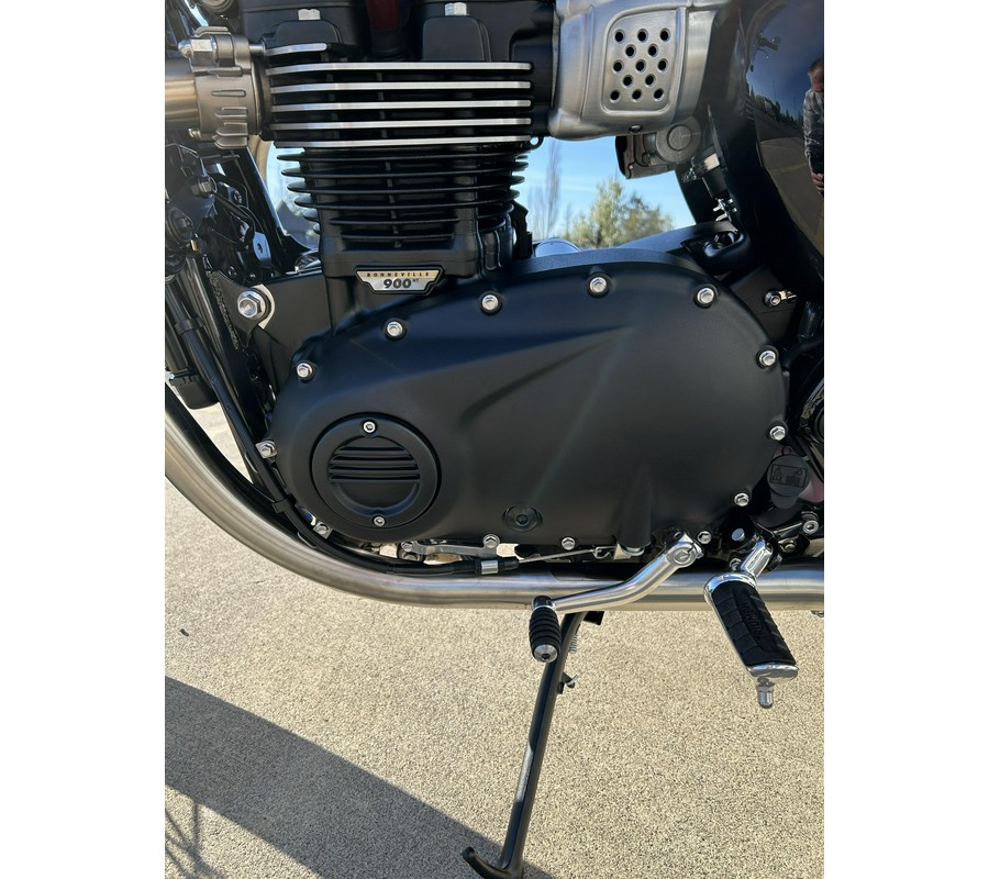 2026 Triumph BONNEVILLE T100