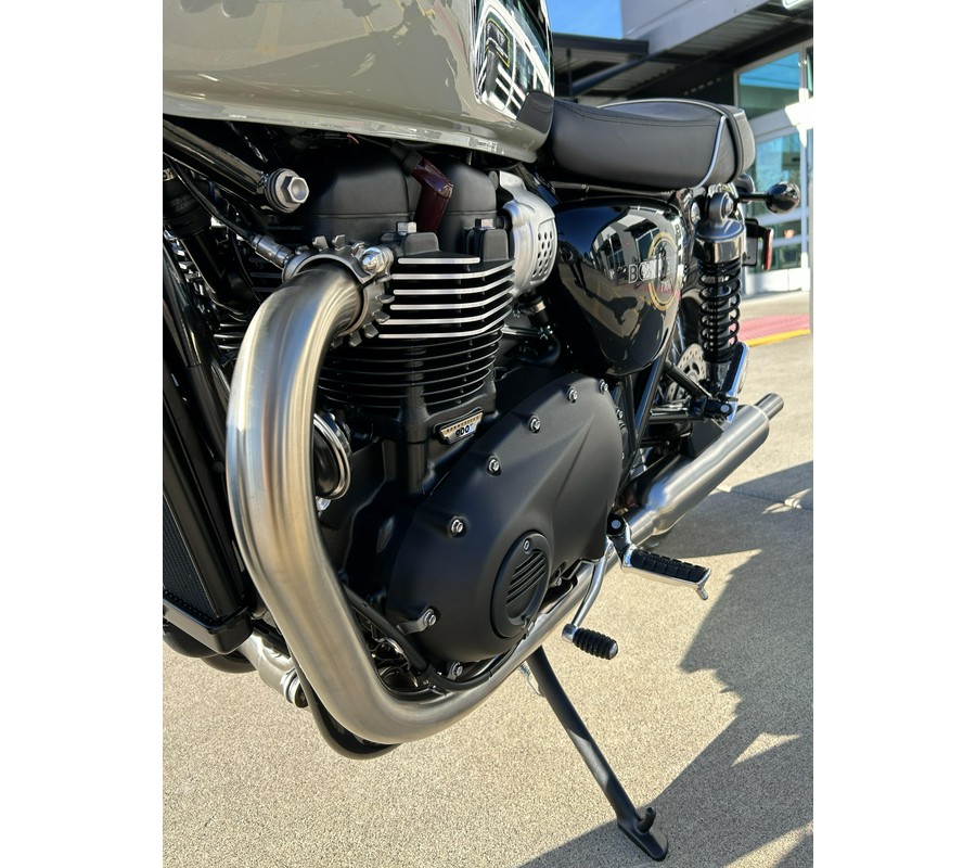 2026 Triumph BONNEVILLE T100