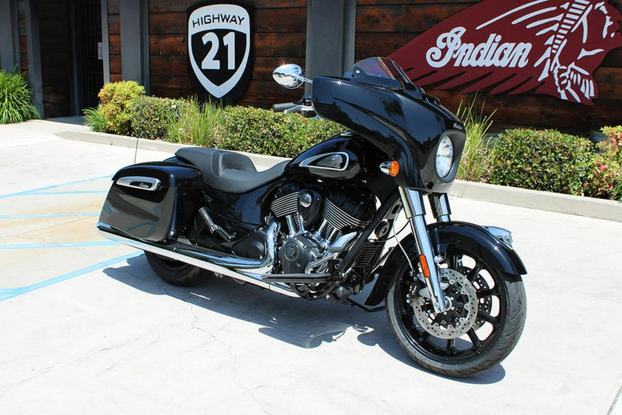 2023 Indian Motorcycle® Chieftain® Black Metallic