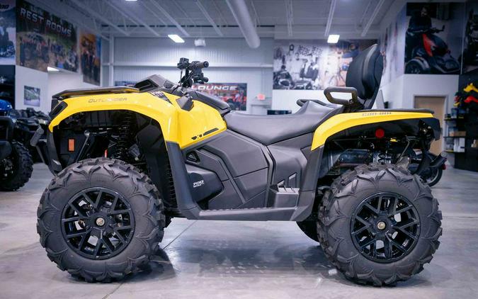 2023 Can-Am® Outlander MAX XT 700